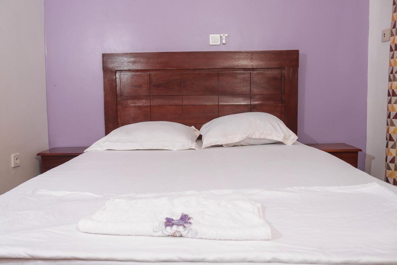 Hotel Appart B4U Yaoundé Екстериор снимка